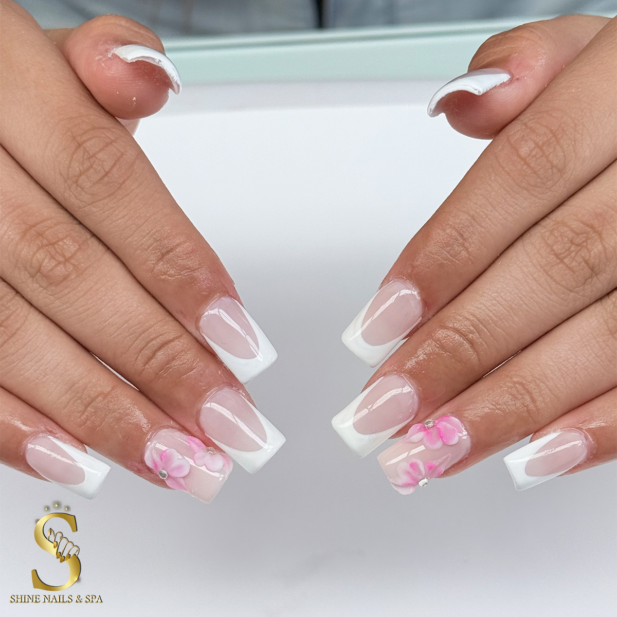 Shine Nails & Spa nail photo 2
